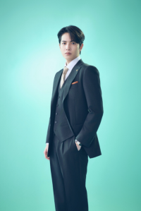 《没有砍十次还不倒的树》定档 4 月 12 日：志尊淳破界演绎，秋元康的跨时空纯爱叙事